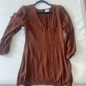 Aritzia Sunday best brown dress size 6